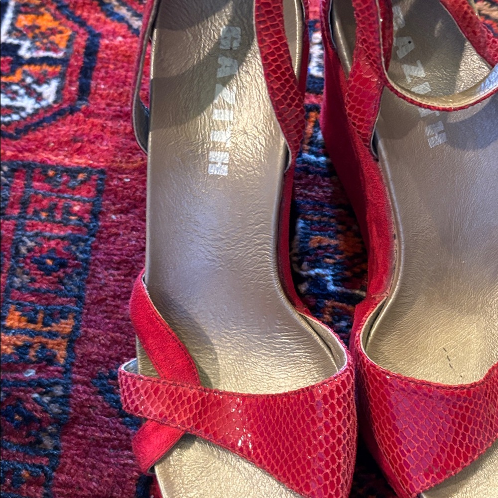 Red Platform Sandals - Picture 13 of 13